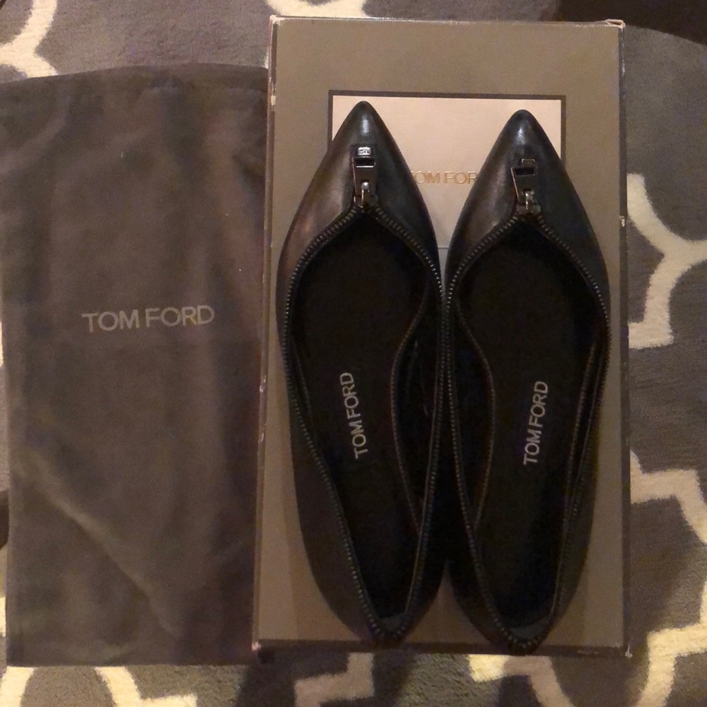 Fall 2018 Tom Ford black zip flats. New